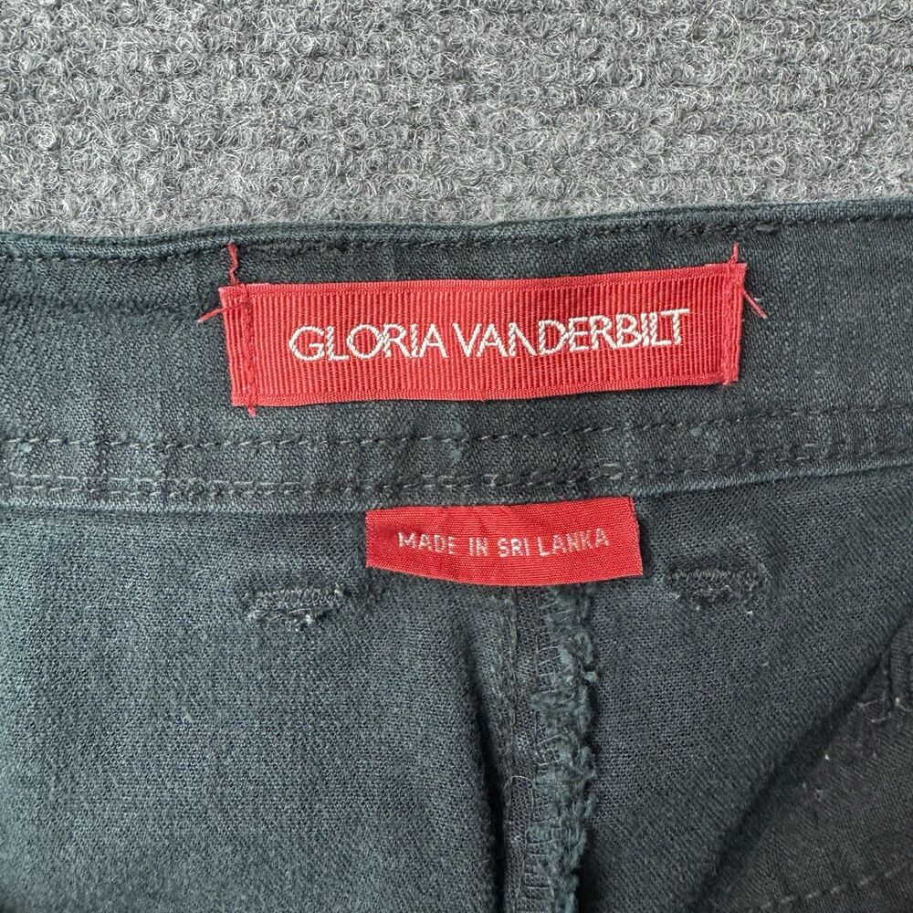Gloria Vanderbilt Capris Black 27x18 - Picture 3 of 6